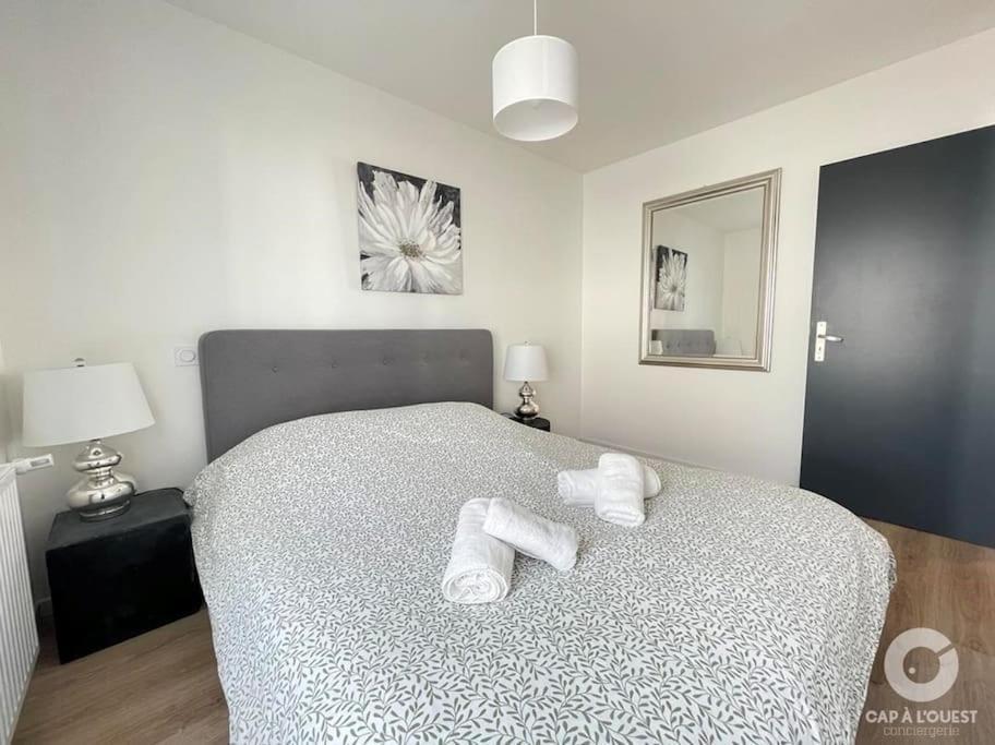 Les Sables-dʼOlonne .La Villa Sablaise. Maison Avec Place De Parking Au Coeur Du Quartier Arago מראה חיצוני תמונה