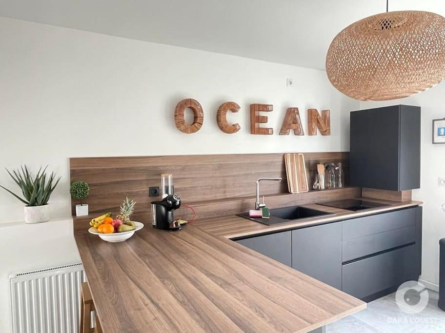 Les Sables-dʼOlonne .La Villa Sablaise. Maison Avec Place De Parking Au Coeur Du Quartier Arago מראה חיצוני תמונה